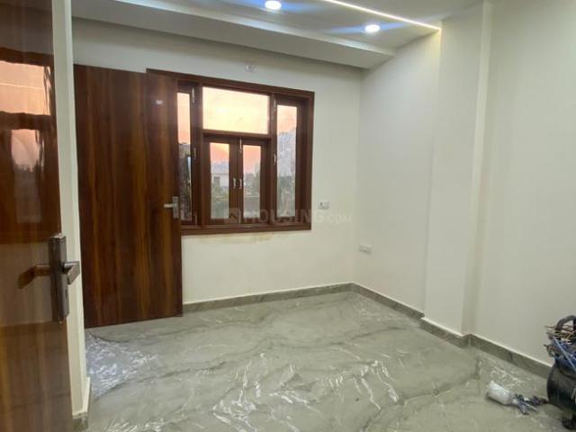 3 BHK Independent Builder Floor in Shastri Nagar for resale New Delhi. The reference number is 20917792