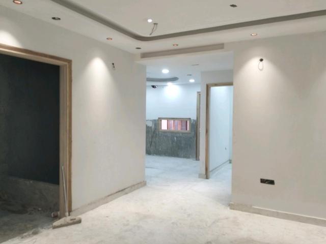 3 BHK Independent Builder Floor in Shastri Nagar for resale New Delhi. The reference number is 20031141