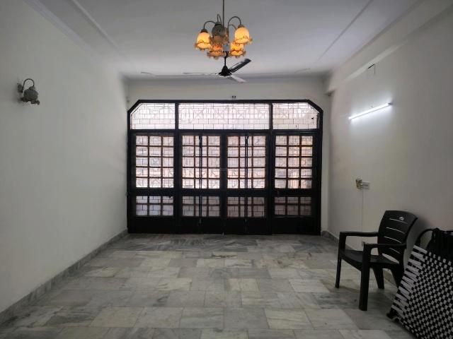 3 BHK Independent Builder Floor in Shivalik for rent New Delhi. The reference number is 18429907