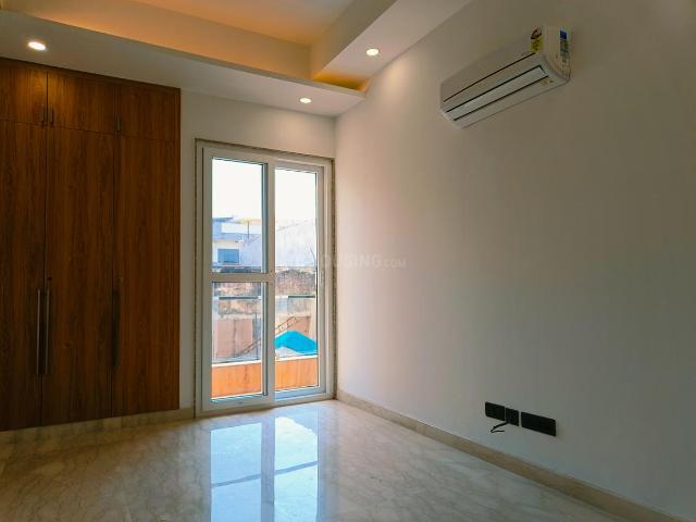 3 BHK Independent Builder Floor in Shivalik for resale New Delhi. The reference number is 19540270
