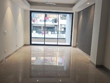3 BHK Independent Builder Floor in South Extension I for resale New Delhi. The reference number is 19427534