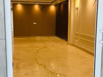 3 BHK Independent Builder Floor in South Extension I for resale New Delhi. The reference number is 19896899
