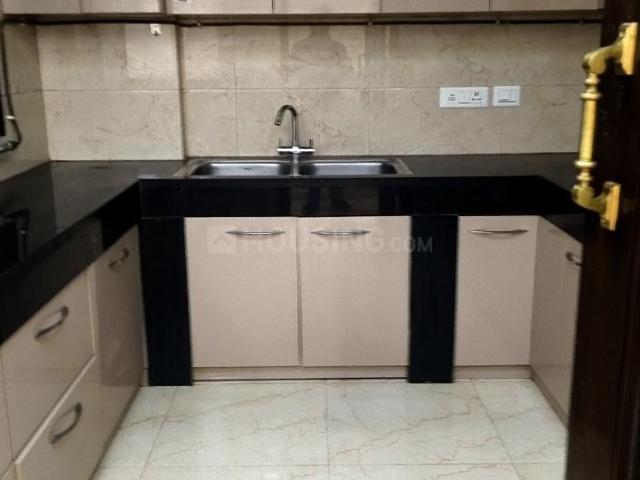 3 BHK Independent Builder Floor in South Extension II for rent New Delhi. The reference number is 16216388