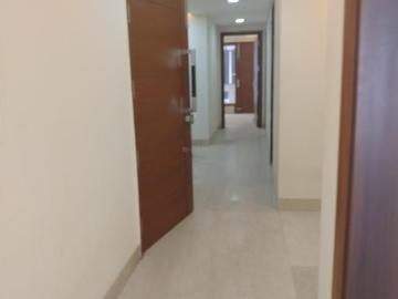 3 BHK Independent Builder Floor in South Extension II for rent New Delhi. The reference number is 6442363