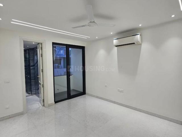 3 BHK Independent Builder Floor in South Extension II for resale New Delhi. The reference number is 16212341