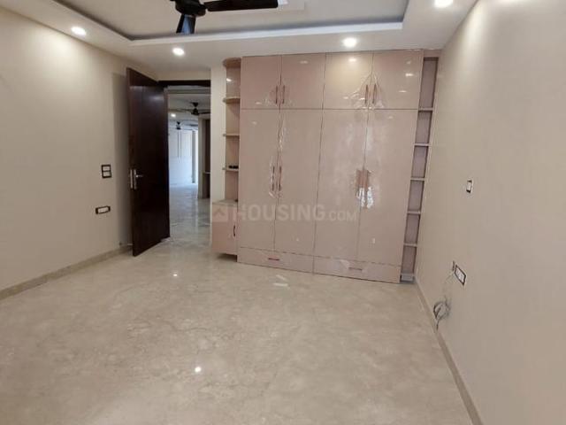 3 BHK Independent Builder Floor in South Extension II for resale New Delhi. The reference number is 18261541