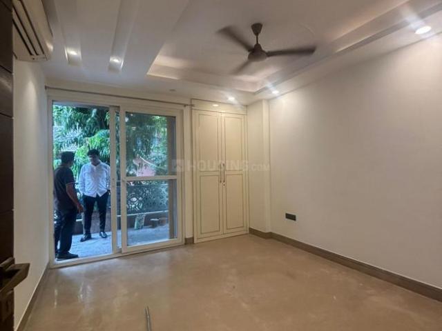 3 BHK Independent Builder Floor in South Extension II for resale New Delhi. The reference number is 18602769