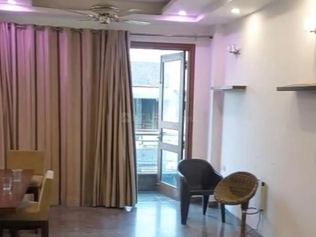 3 BHK Independent Builder Floor in South Extension II for resale New Delhi. The reference number is 18926916