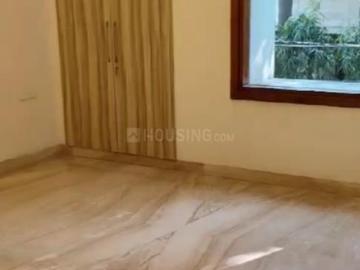 3 BHK Independent Builder Floor in South Extension II for resale New Delhi. The reference number is 20452807