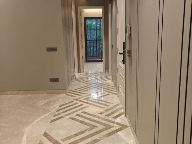 3 BHK Independent Builder Floor in South Extension II for resale New Delhi. The reference number is 21349106