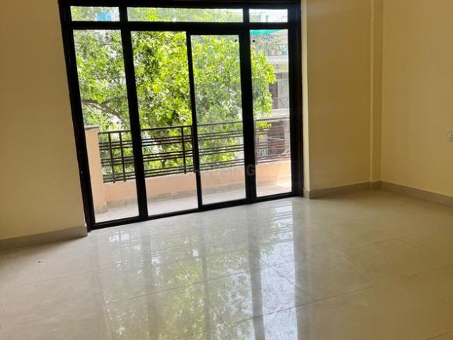3 BHK Independent Builder Floor in Tagore Garden Extension for rent New Delhi. The reference number is 20419212