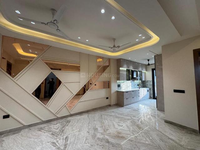 3 BHK Independent Builder Floor in Tagore Garden Extension for rent New Delhi. The reference number is 21304255
