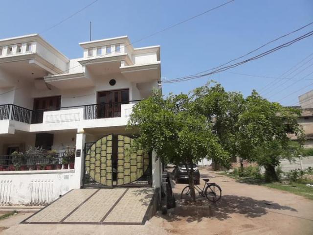 3 BHK Independent Builder Floor in Tagore Nagar for rent Raipur. The reference number is 20444859