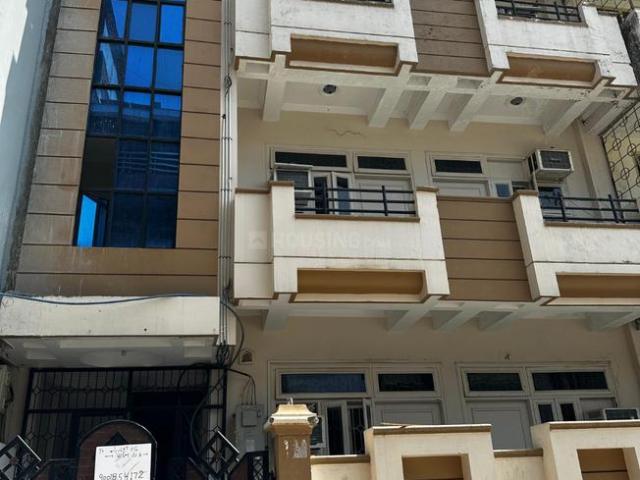 3 BHK Independent Builder Floor in Talwandi for rent Kota. The reference number is 20328717
