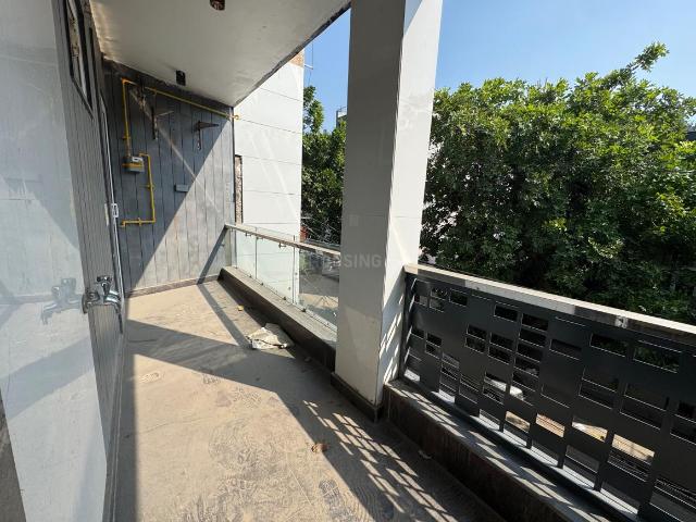 3 BHK Independent Builder Floor in Tilak Nagar for rent New Delhi. The reference number is 21349932