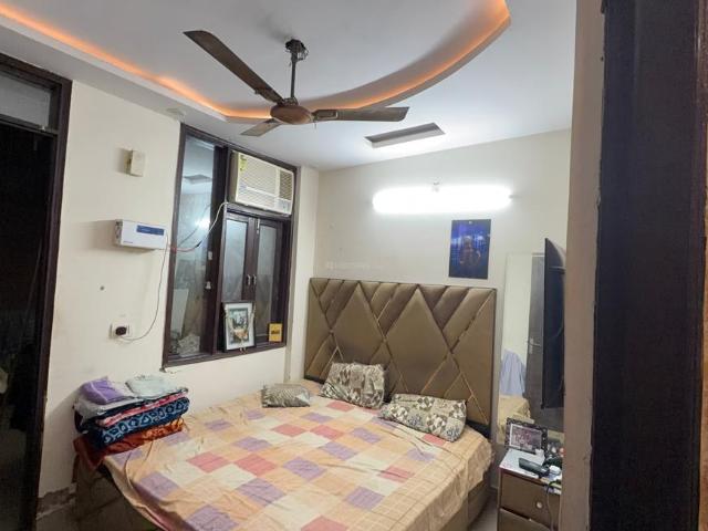 3 BHK Independent Builder Floor in Tilak Nagar for resale New Delhi. The reference number is 21175833