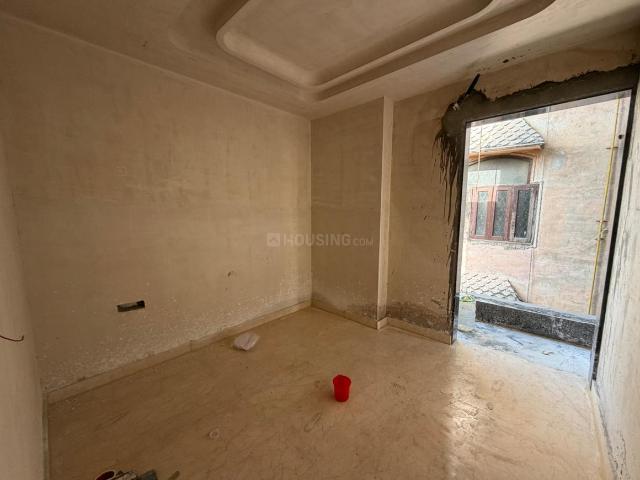 3 BHK Independent Builder Floor in Tilak Nagar for resale New Delhi. The reference number is 21219971