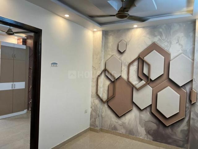 3 BHK Independent Builder Floor in Uttam Nagar for rent New Delhi. The reference number is 19189762
