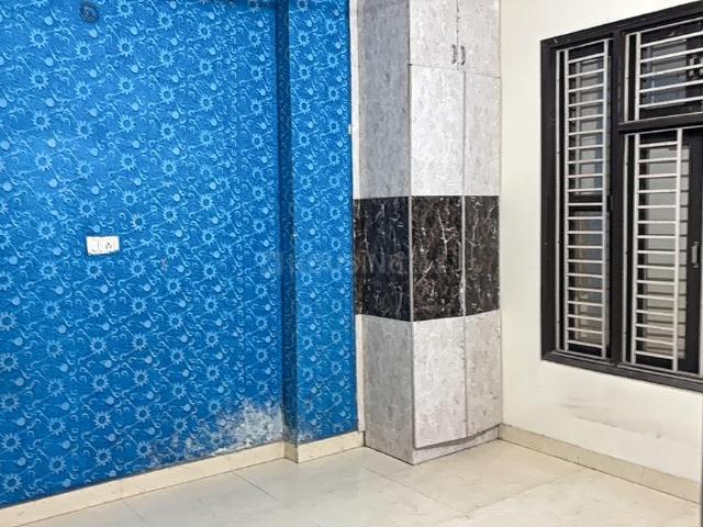 3 BHK Independent Builder Floor in Uttam Nagar for rent New Delhi. The reference number is 20087908