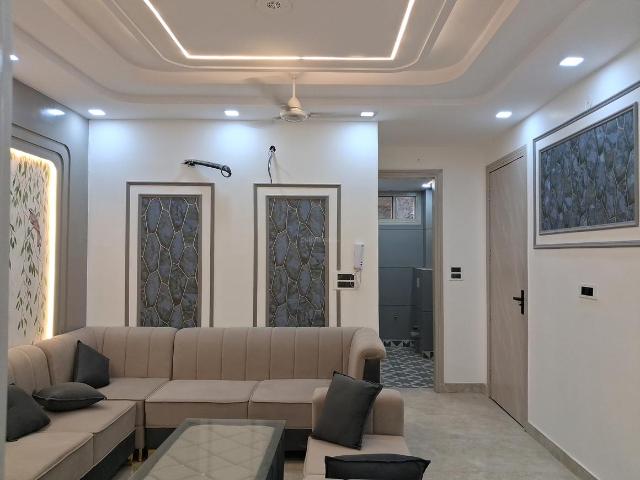 3 BHK Independent Builder Floor in Uttam Nagar for rent New Delhi. The reference number is 20338743