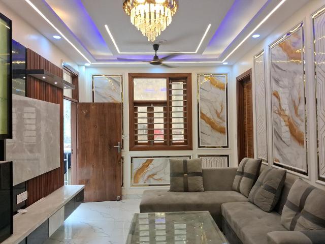 3 BHK Independent Builder Floor in Uttam Nagar for rent New Delhi. The reference number is 20541573