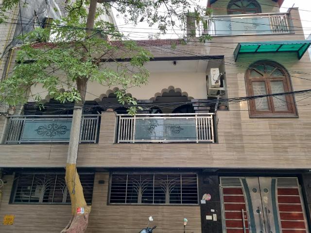 3 BHK Independent Builder Floor in Uttam Nagar for rent New Delhi. The reference number is 20612230