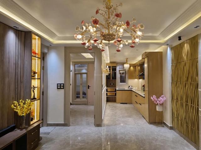 3 BHK Apartment in Uttam Nagar for resale New Delhi. The reference number is 20111670