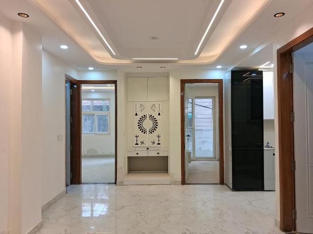 3 BHK Independent Builder Floor in Nawada for resale New Delhi. The reference number is 20420583