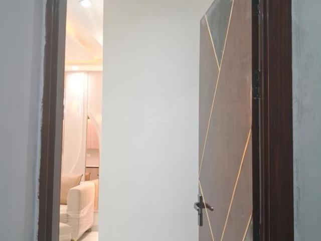 3 BHK Independent Builder Floor in Uttam Nagar for resale New Delhi. The reference number is 21338823