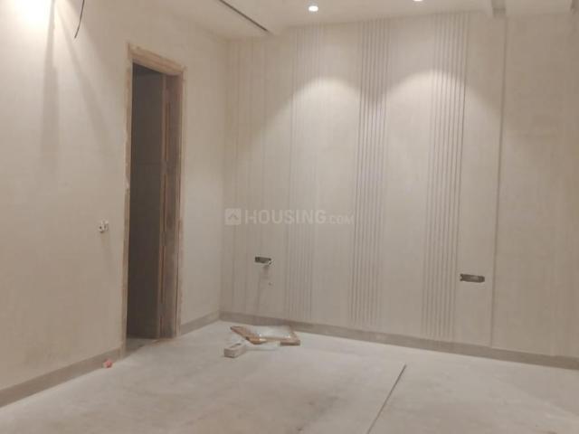 3 BHK Independent Builder Floor in Uday Park for resale New Delhi. The reference number is 19355091