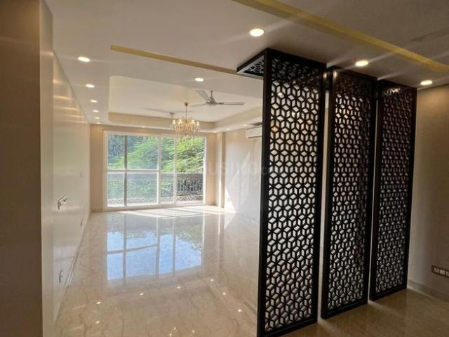 3 BHK Independent Builder Floor in Uday Park for resale New Delhi. The reference number is 20563443