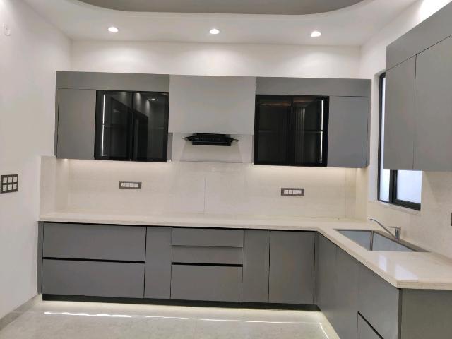3 BHK Independent Builder Floor in Vaishali for resale Ghaziabad. The reference number is 19271602