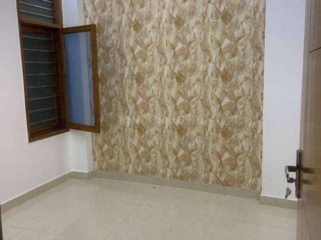 3 BHK Independent Builder Floor in Vaishali for resale Ghaziabad. The reference number is 19665318
