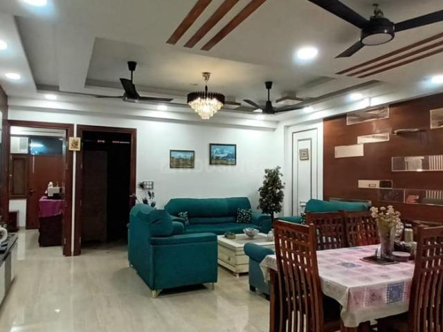3 BHK Independent Builder Floor in Vaishali for resale Ghaziabad. The reference number is 19660131