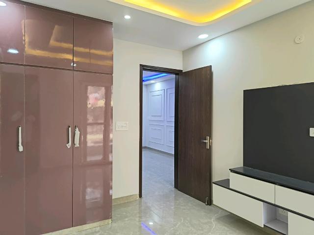 3 BHK Independent Builder Floor in Vaishali for resale Ghaziabad. The reference number is 20670924