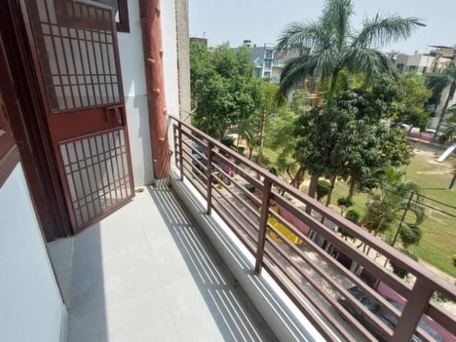 3 BHK Independent Builder Floor in Vaishali for resale Ghaziabad. The reference number is 20872070