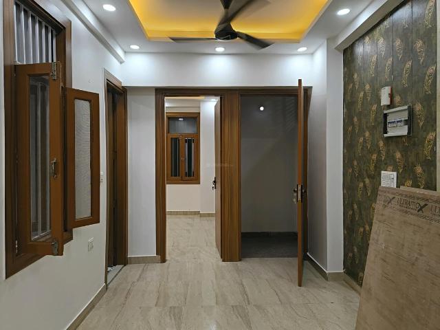 2 BHK Independent Builder Floor in Indirapuram for resale Ghaziabad. The reference number is 21051113