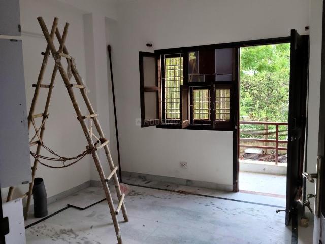 3 BHK Independent Builder Floor in Vasant Kunj for rent New Delhi. The reference number is 20704955