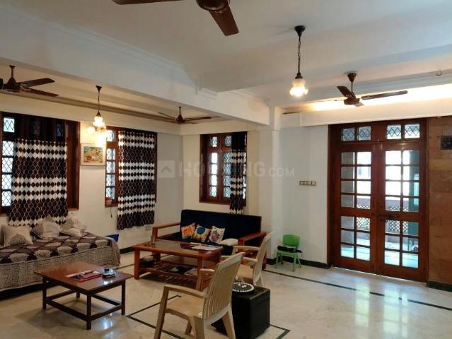 3 BHK Independent Builder Floor in Vasant Kunj for resale New Delhi. The reference number is 20792392