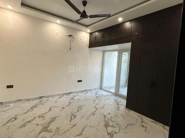 3 BHK Independent Builder Floor in Vasant Kunj for resale New Delhi. The reference number is 21269289