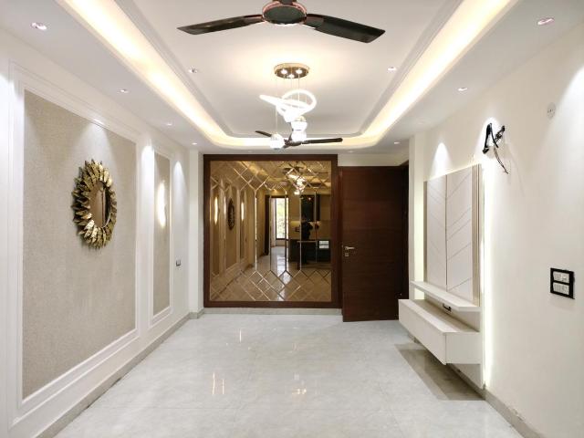 3 BHK Independent Builder Floor in Vasundhara for resale Ghaziabad. The reference number is 13941729