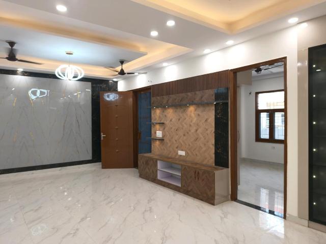3 BHK Independent Builder Floor in Vasundhara for resale Ghaziabad. The reference number is 19684922