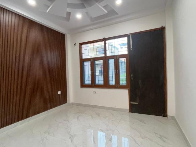 3 BHK Independent Builder Floor in Vasundhara for resale Ghaziabad. The reference number is 20615738