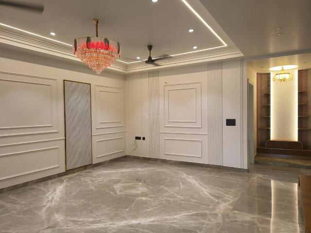 4 BHK Independent Builder Floor in Vasundhara for resale Ghaziabad. The reference number is 20965059