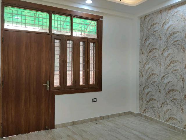 3 BHK Independent Builder Floor in Vasundhara for resale Ghaziabad. The reference number is 20239278