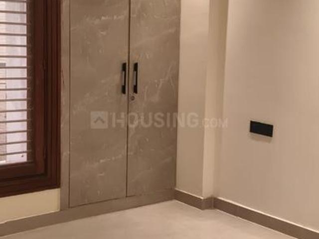 3 BHK Independent Builder Floor in Vasundhara for resale Ghaziabad. The reference number is 21140267