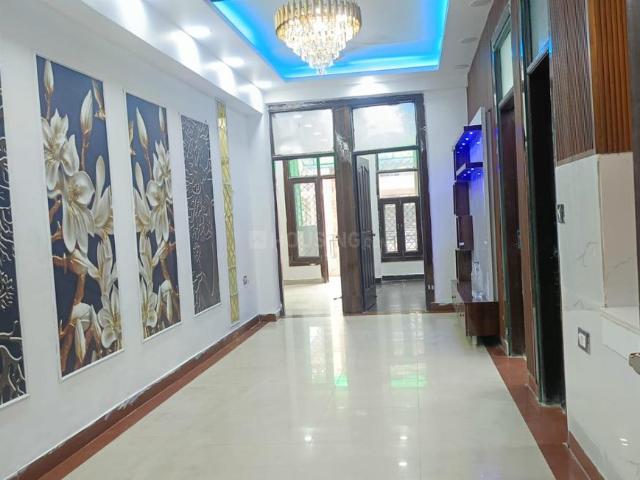 3 BHK Independent Builder Floor in Vasundhara for resale Ghaziabad. The reference number is 21192958
