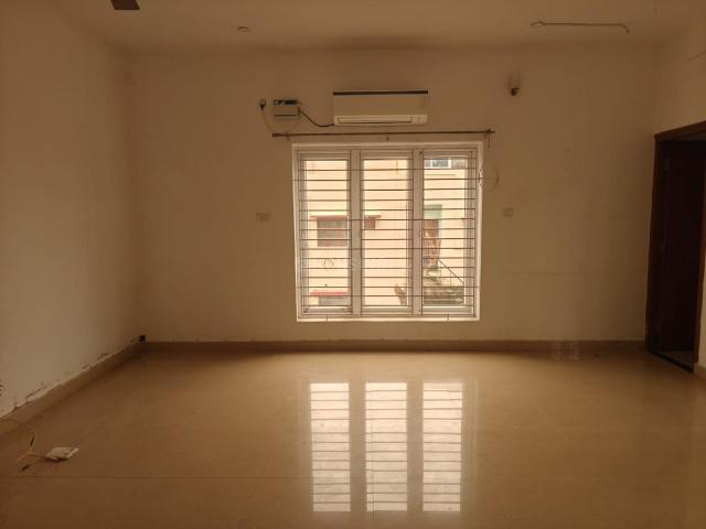 3 BHK Independent Builder Floor in Velachery for resale Chennai. The reference number is 20735170