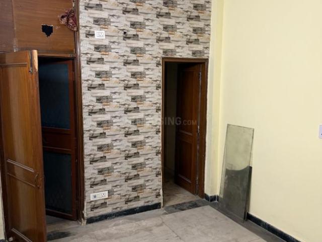 3 BHK Independent Builder Floor in Vikaspuri for rent New Delhi. The reference number is 20627610