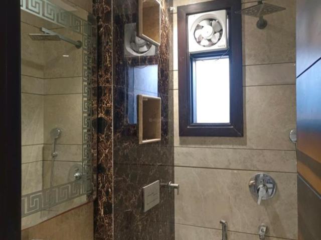 3 BHK Independent Builder Floor in Vikaspuri for rent New Delhi. The reference number is 21296928